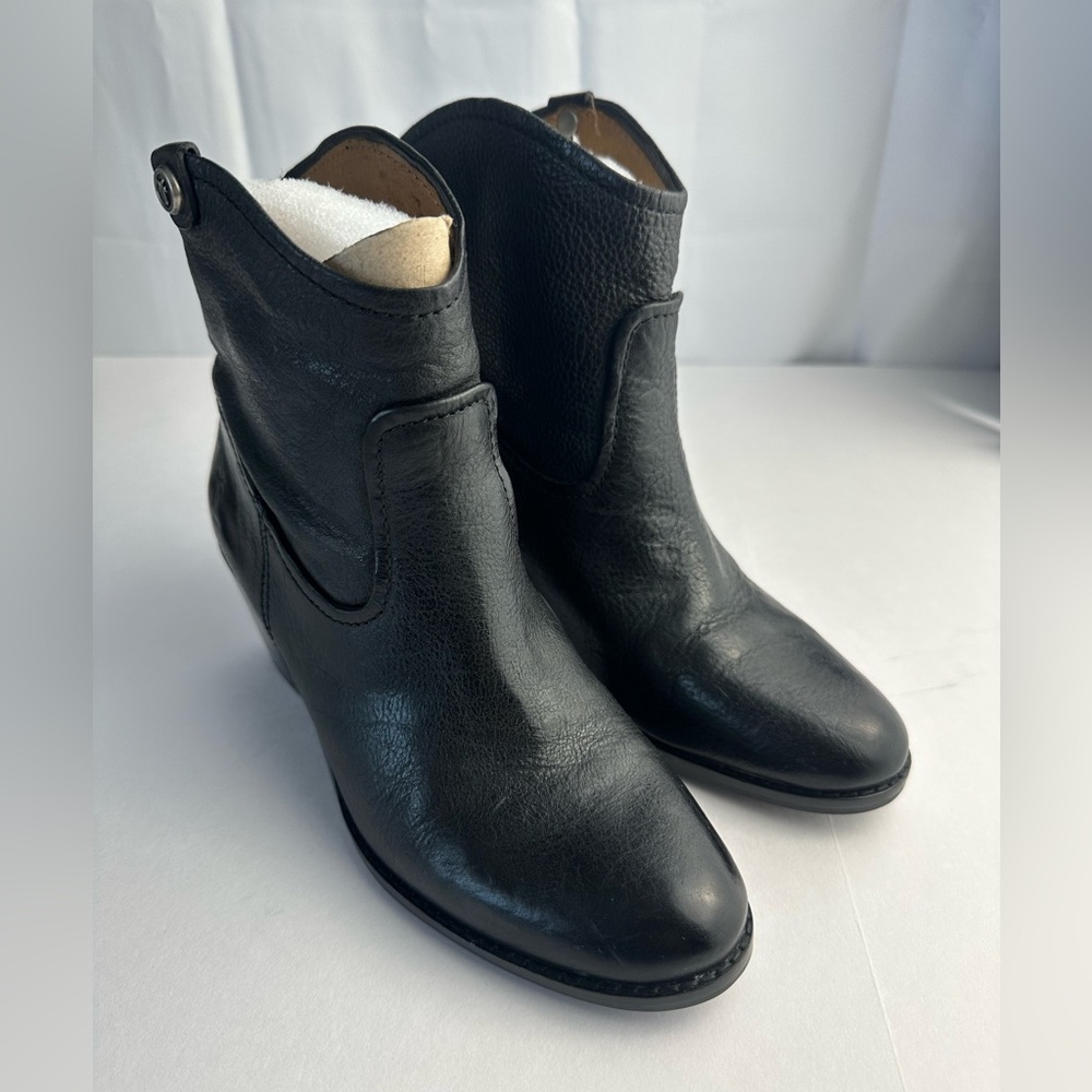 Fyre Jolene Pull on Short Booties